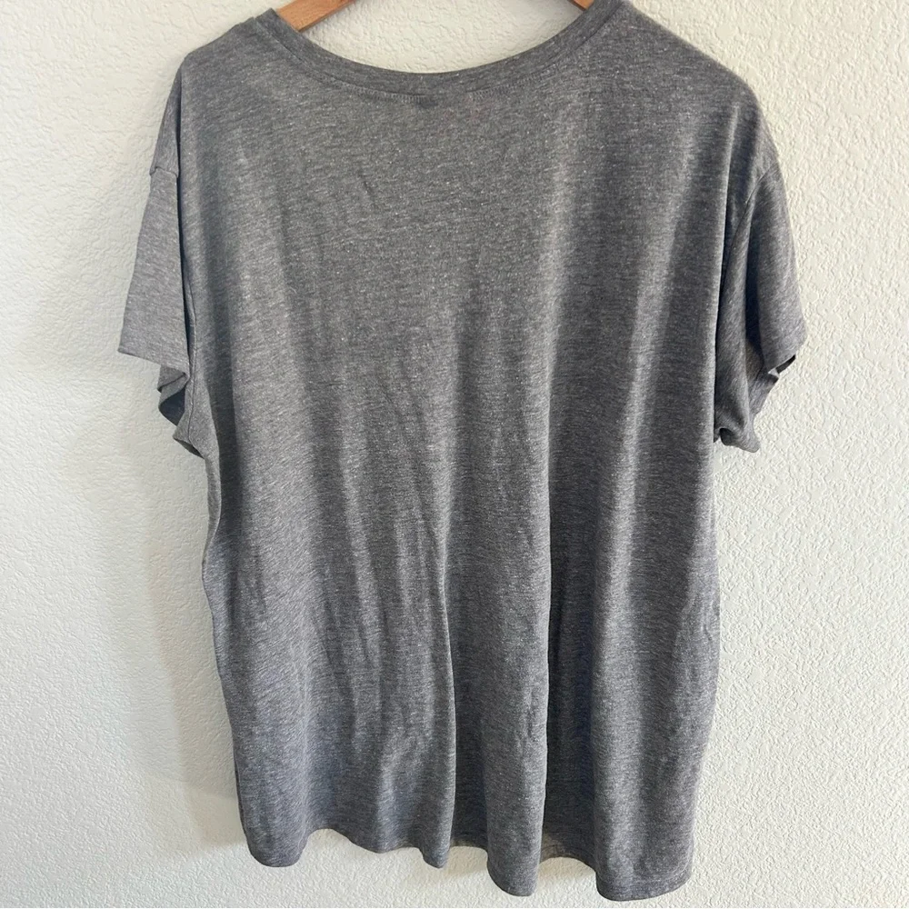 Torrid Minimalist Gray Cactus Print T-Shirt - Picture 2 of 2